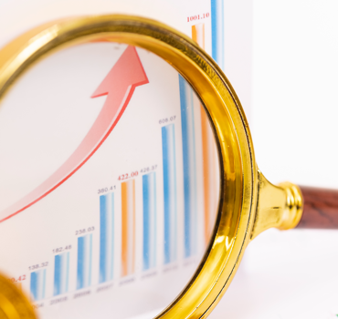 leverage offers a chance of using less capital to gain more